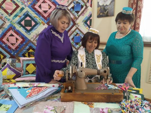 Кечкенәдән, гаиләдән сеңеп калган гореф-гадәтләр озата бара