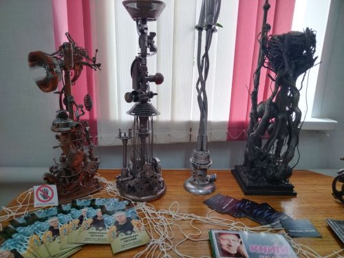 Лениногорскиның Туган якны өйрәнү музеенда рәссам-фантаст Евгений Завитневичның күргәзмәсе ачылды (+фотолар)
