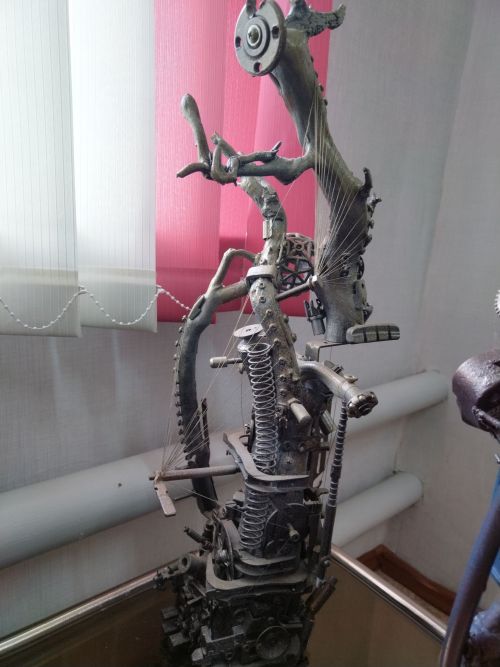 Лениногорскиның Туган якны өйрәнү музеенда рәссам-фантаст Евгений Завитневичның күргәзмәсе ачылды (+фотолар)
