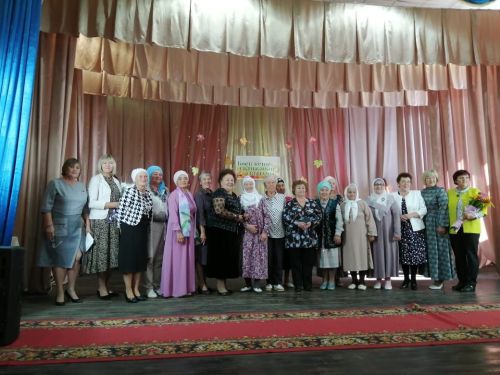Куакбаш авылында ветеран-педагоглар очрашып, истәлекләр белән бүлеште (+ фотолар)