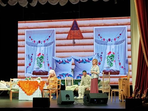 Р.Шиһап исемендәге халык театры премьера тәкъдим итте