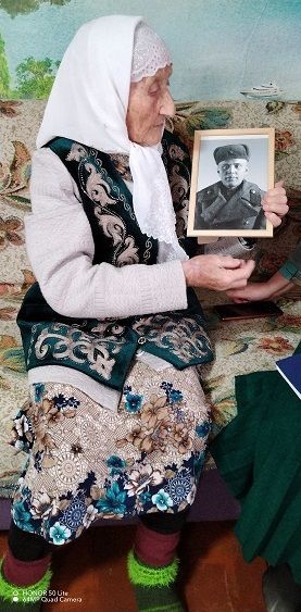 Сугышлы авылында Тәскирә әби Сәфәргалиева 100 яшьлек юбилеен билгеләп үтте (+ фотолар)