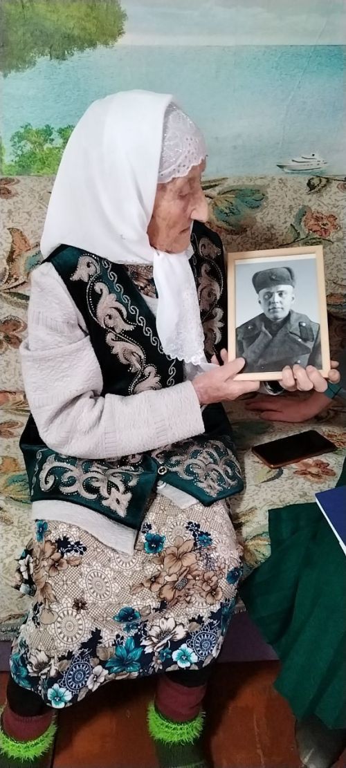 Сугышлы авылында Тәскирә әби Сәфәргалиева 100 яшьлек юбилеен билгеләп үтте (+ фотолар)