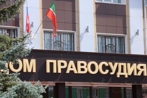 Лениногорскилыны ялган машина йөртү таныклыгы өчен хөкем иттеләр