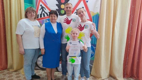 Лениногорск гаиләләре юл йөрү кагыйдәләренә багышланган конкурста катнашты (+фотолар)
