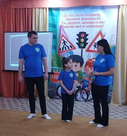 Лениногорск гаиләләре юл йөрү кагыйдәләренә багышланган конкурста катнашты (+фотолар)