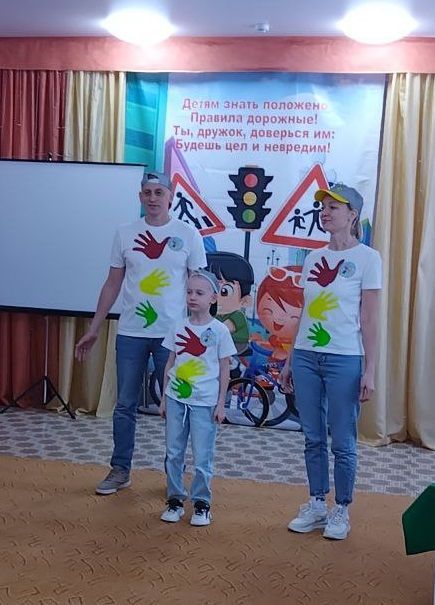 Лениногорск гаиләләре юл йөрү кагыйдәләренә багышланган конкурста катнашты (+фотолар)