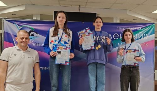 Лениногорск йөзүчеләре көмеш һәм бронза медальләренә ия булды (+фотолар)