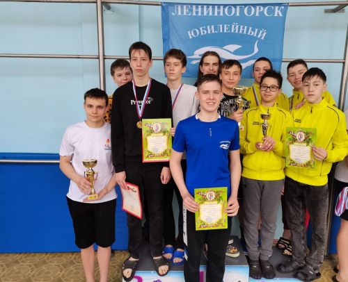 Лениногорскида Р.Шакиров мемориалына йөзү ярышлары узды