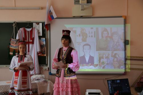Лениногорскиның 4нче мәктәбендә Шамил Бикчурин исемендәге фәнни-практик конференция үтте (+ фотолар)