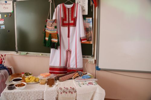 Лениногорскиның 4нче мәктәбендә Шамил Бикчурин исемендәге фәнни-практик конференция үтте (+ фотолар)