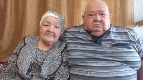 Лениногорск халыкка социаль хезмәт күрсәтү үзәгендә Гаилә елы уңаеннан гаиләне котладылар