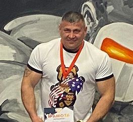 Лениногорск штангачысы җиңү яулады