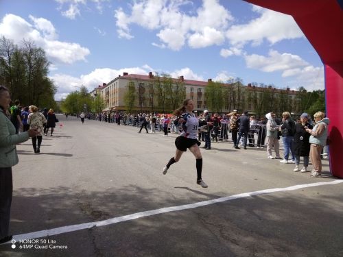 Лениногорскида 1 май эстафетасы узды. Кемнәр җиңүче? (+ бик күп фотолар)