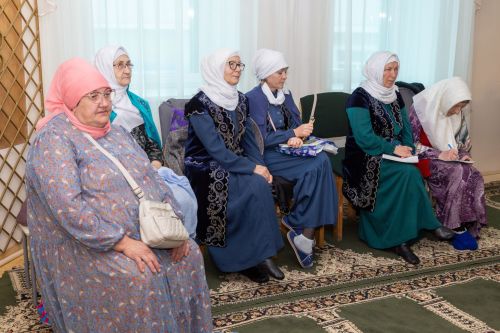 Лениногорскида үткән «Гыйлем нуры» республика конкурсында кайсы район жиңде?