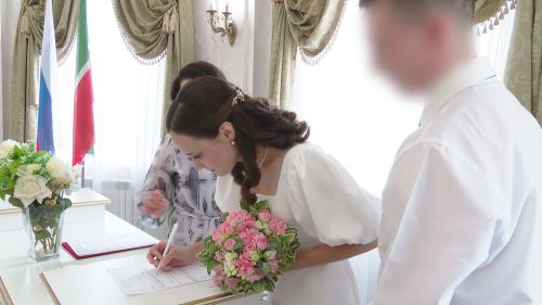 Кыска вакытлы ялга кайткан хәрби якташыбызның тормышында шатлыклы вакыйга булды