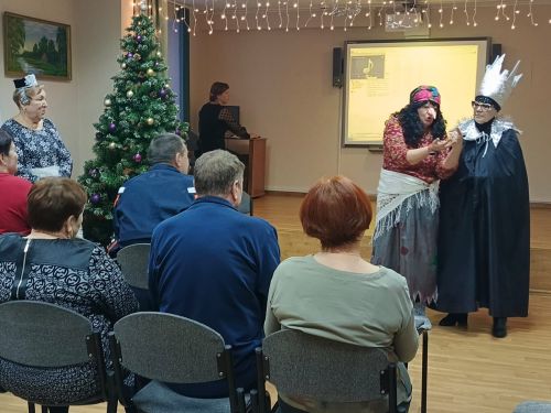 Лениногорскиның “Ак калфак”лары сәламәтләндерү үзәгендә бәйрәм тамашасы уздырды (+ фотолар)