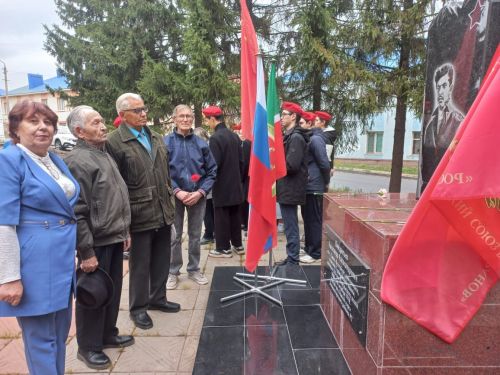 Лениногорск районында гражданнар сугышы герое Александр Кондратьев һәлак булган урынга истәлек ташы куелды