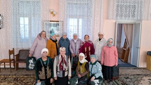 Зәй-Каратай авылы мәчете өлкәннәрне котлап, азык-төлек тупланмасы әзерләде