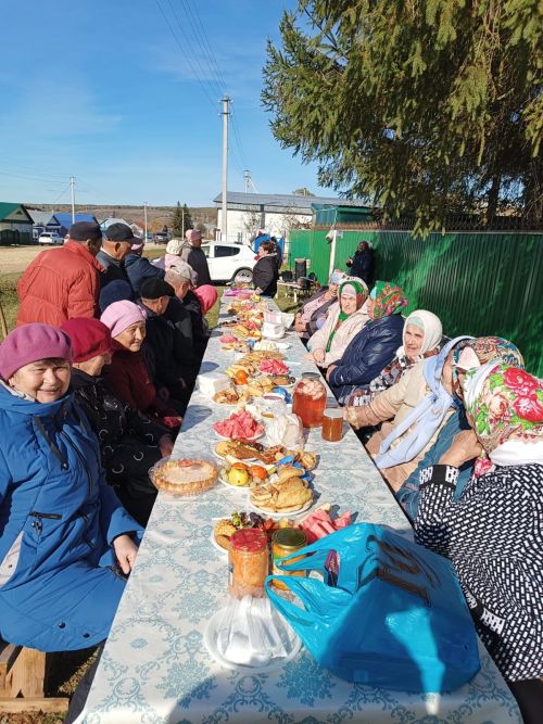 Урдалы авылында Совет урамында бәйрәм оештырдылар (+фотолар)