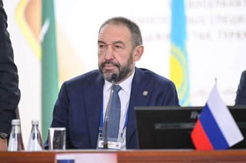 ТР Премьер-министры эчке эшләр органнары хезмәткәрләрен һөнәри бәйрәмнәре белән тәбрик итте