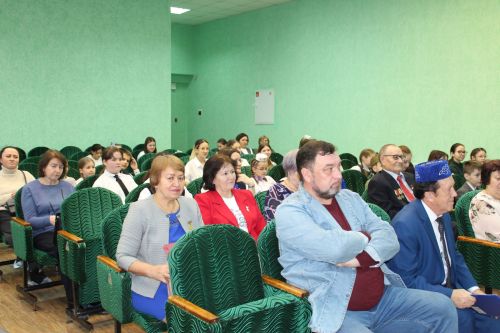 Лениногорскиның яшь иҗатчылары шагыйрь апа-абыйлары белән очрашты (+ фотолар)