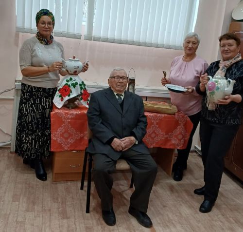 Лениногорск ветераннар Советы музее уникаль тарихи көнкүреш әйберләре белән тулыланды