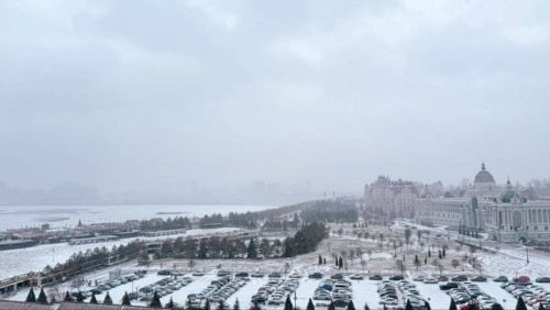 Миңнеханов карлы Казан фотосурәтен куйды