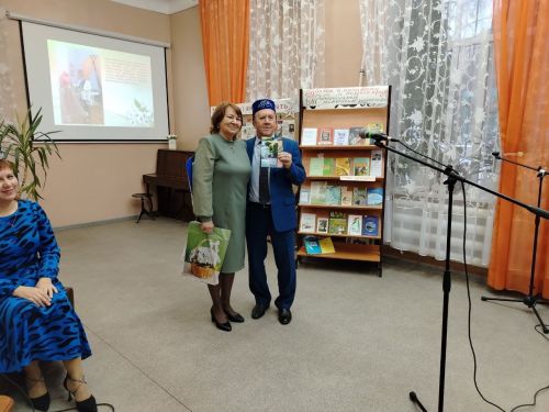 Яңа китап авторы Саҗидә Мансурова: «Минем күңелем табигатьне ярата»