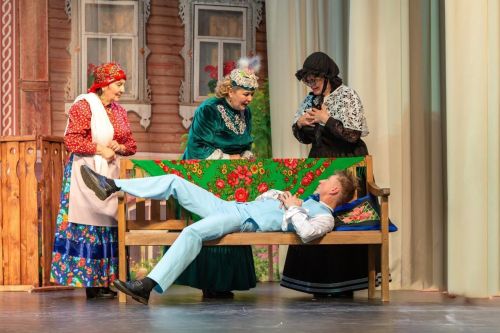 Лениногорскида махсус хәрби операциядәгеләргә ярдәм йөзеннән спектакль булачак