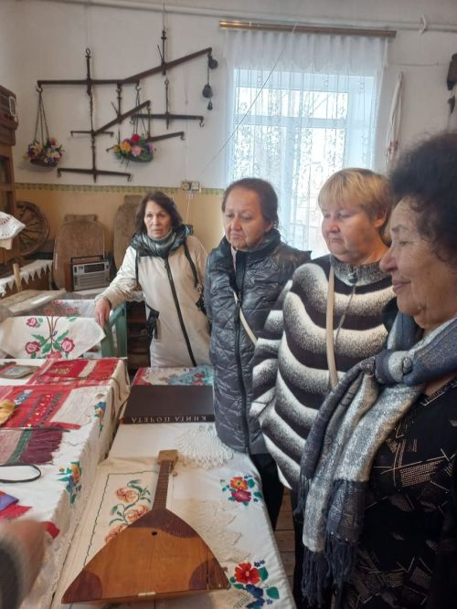 Лениногорск мәгариф ветераннары район тарихын барлый