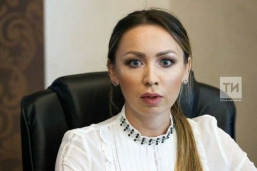 Җырчы Лилия Хәйруллина: «200 меңлек сумка – кыйммәт түгел»