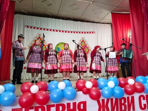 Федотовка авылының “Аланлык” ансамбле фестивальдә катнашып кайтты