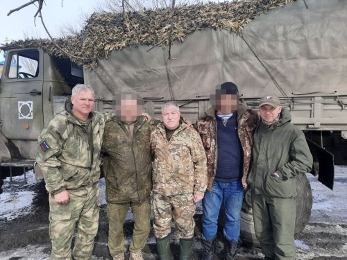 Лениногорскидан ике “Газель” машинасы төялгән гуманитар йөк хәрбиләргә барып җитте