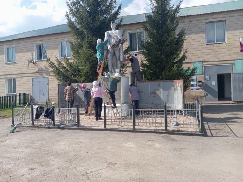 Лениногорск районы авылларында Җиңү бәйрәмен яңартылган һәйкәлләр белән каршы алачаклар