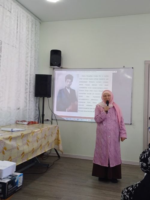 Зәй-Каратай авылында әдәп-әхлак үрнәкләренә таянып, Каюм Насыйриның 200 еллыгына багышланган чара узды