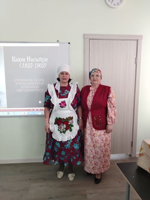 Зәй-Каратай авылында әдәп-әхлак үрнәкләренә таянып, Каюм Насыйриның 200 еллыгына багышланган чара узды