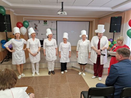 Лениногорск хастаханәсенең шәфкать туташлары  һөнәри бәйрәмне КВН итеп үткәрде