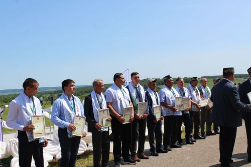Сабантуй олысын-кечесен, милләттәшләрне бергә җыя