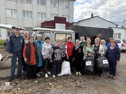 Лениногорскиның «Ярату һәм догалар белән»волонтер төркеме 65нче гуманитар йөкне хәрби операция зонасына озатты