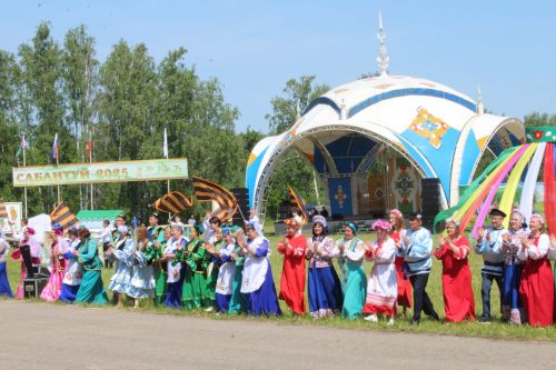 Лениногорск Сабан туеның ачылыш өлешеннән фоторепортаж