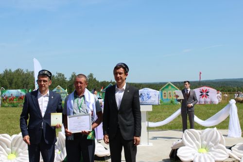 Лениногорск Сабан туенда авыл хуҗалыгы алдынгыларын бүләкләделәр (+ фотолар)