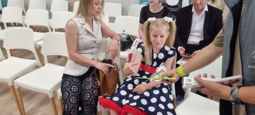 Лениногорскида яңа ачылган Доброцентр - игелекле эшләр үзәгендә юл куркынычсызлыгына багышланган чара үтте