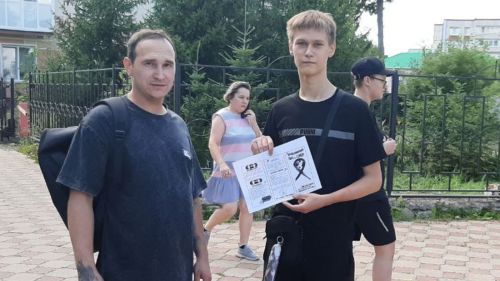 Лениногорск социаль яклау үзәгендә СПИДка каршы акция узды