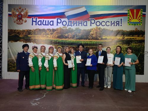 Шөгер үзешчәннәре Шенталы районында фестивальдә булып кайтты