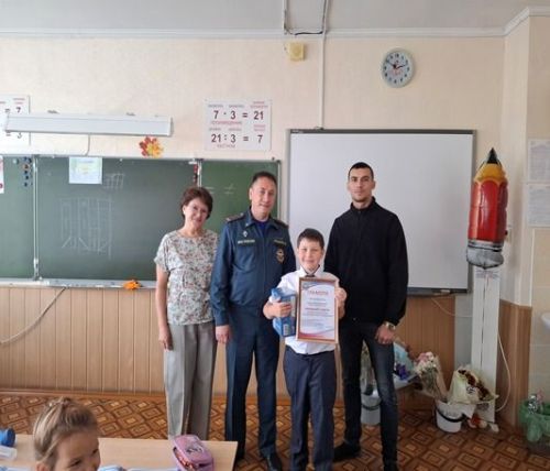 Лениногорск янгын күзәтчелеге эшчәнлеге һәм профилактика бүлеге балалар арасында рәсем конкурсына нәтиҗә ясады