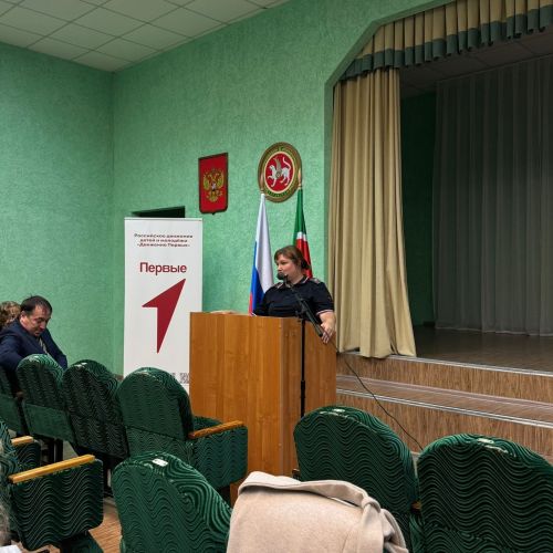 Лениногорск дәүләт автоинспекциясе башлыгы ата-аналар блән җыелыш уздырды