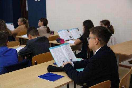 Ата-аналарга балаларына мәктәпкә бармаска рөхсәт итәргә мөмкин булган очракларны атадылар