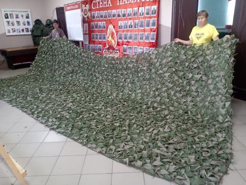 Сугышлы авылы мәдәният йортында маскировка челтәрен үрү эшен янәдән башлап җибәрделәр