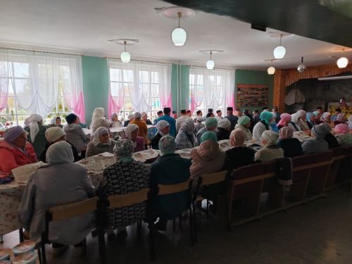 Сарабиккол авылында авыл аксакаллары һәм мөслимәләр белән Мәүлид кичәсе узды